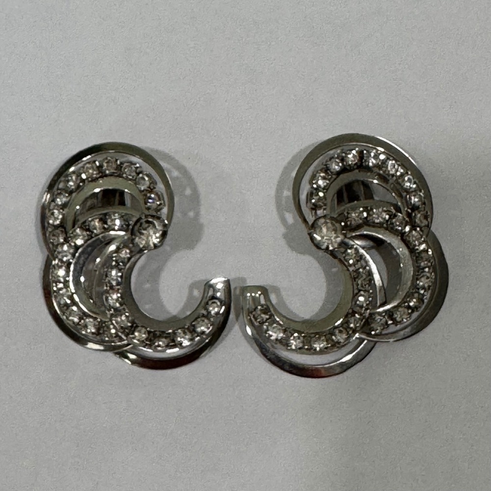 Unsigned Vintage Clip On Earrings Women Silver Tone Rhinestone Swirl Crescent
